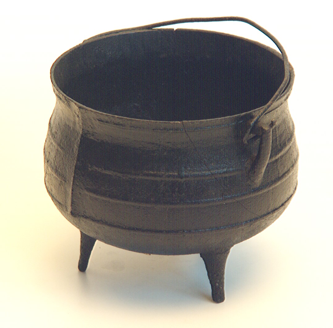 Hannah and Yevhenia - Cooking Pot